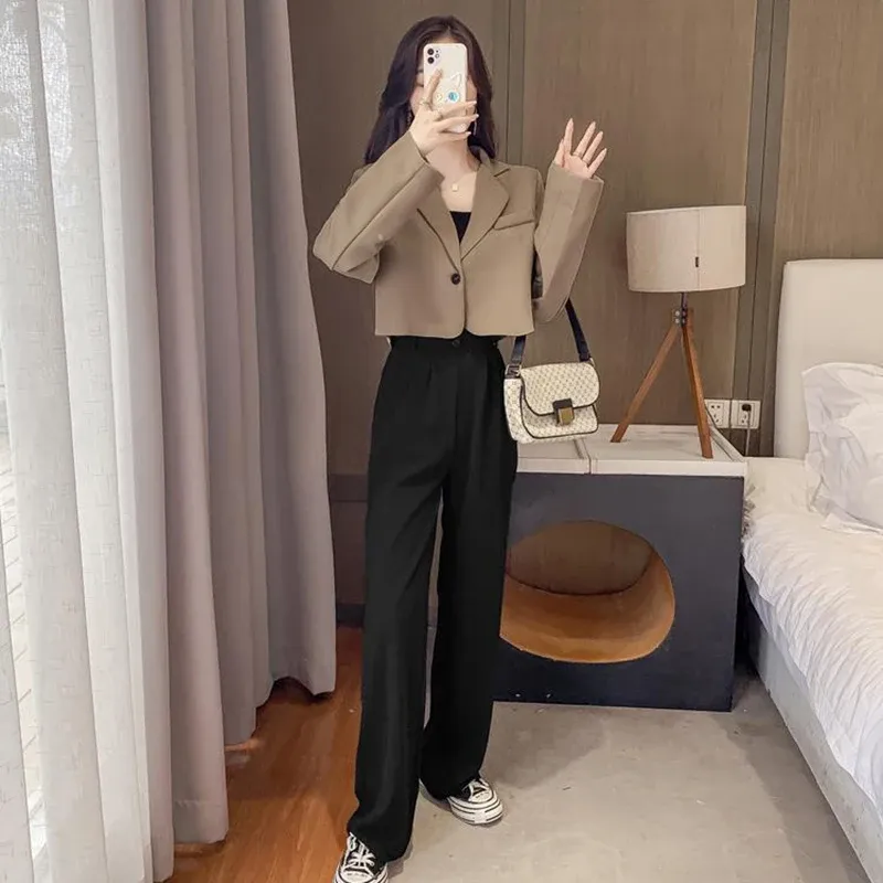 Dana Cropped Blazer | Trendy korte blazer voor dames