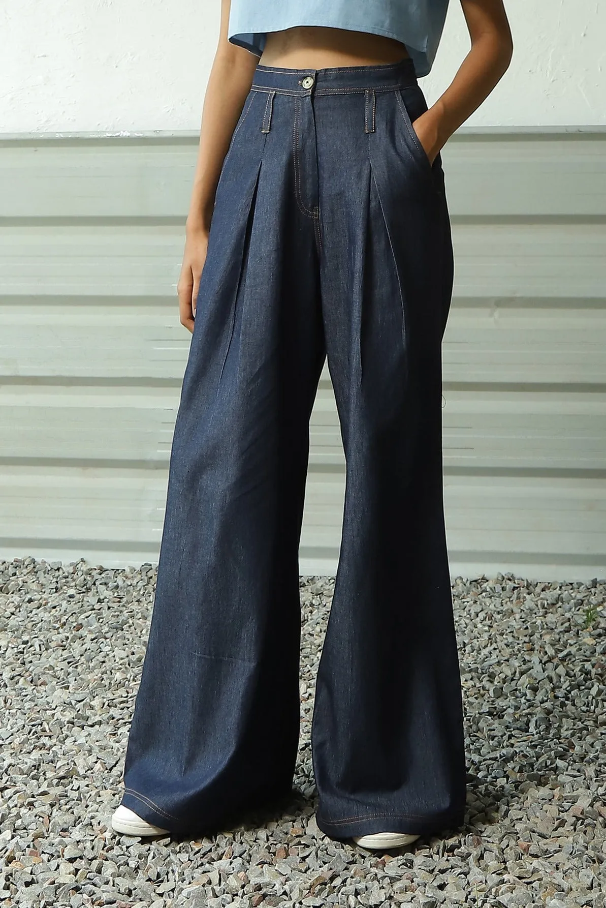 High-Waisted Ultra Flared Soft Denims