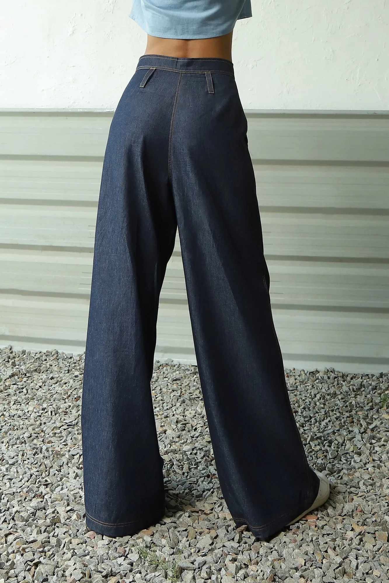 High-Waisted Ultra Flared Soft Denims