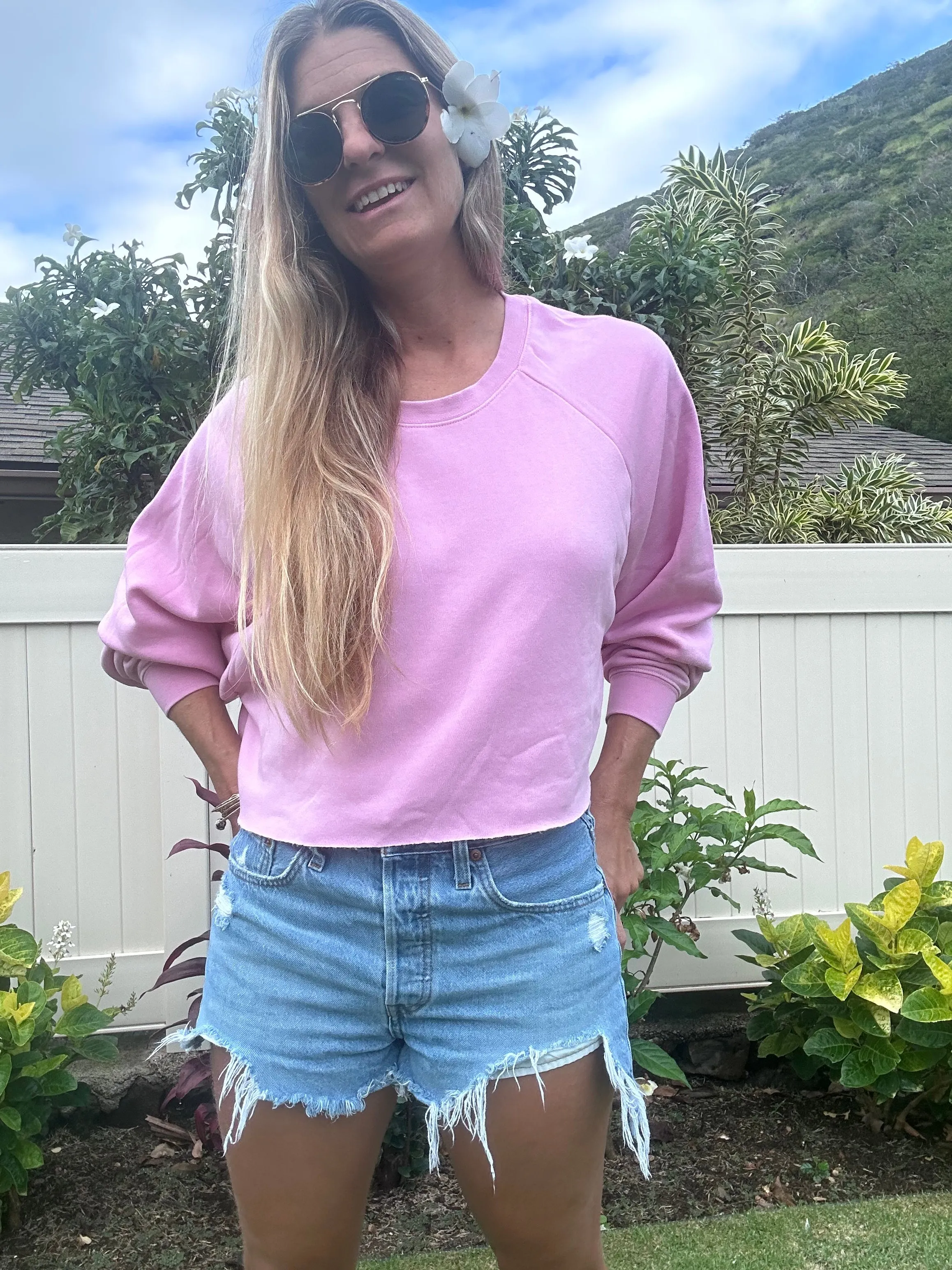 Make it Casual cropped sweatshirt
