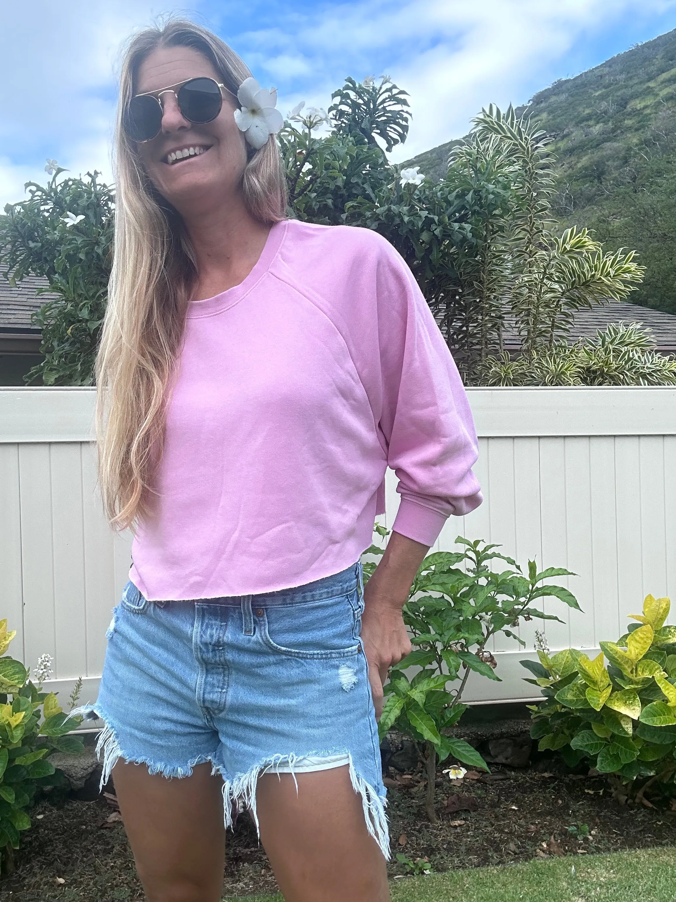 Make it Casual cropped sweatshirt