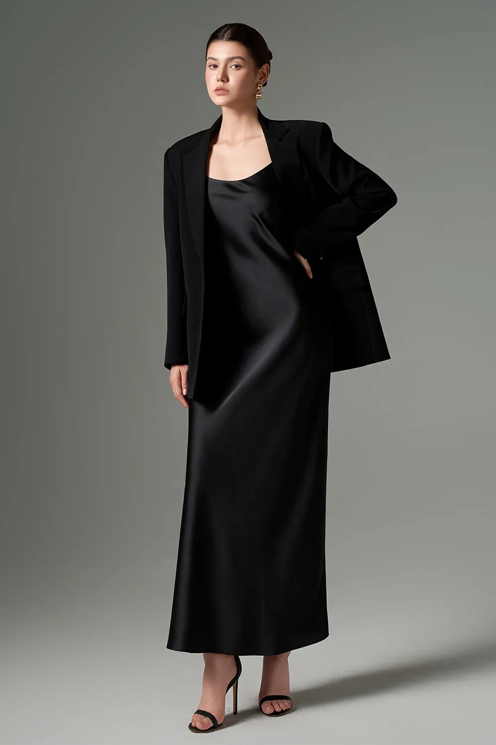 Noor Straight Notch Lapel Crepe Blazer