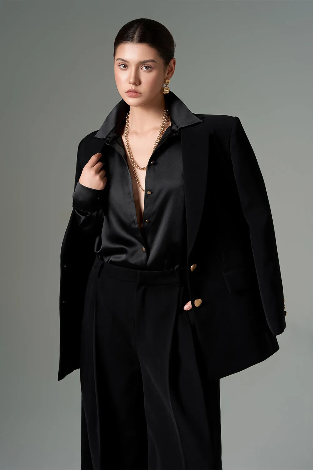 Noor Straight Notch Lapel Crepe Blazer