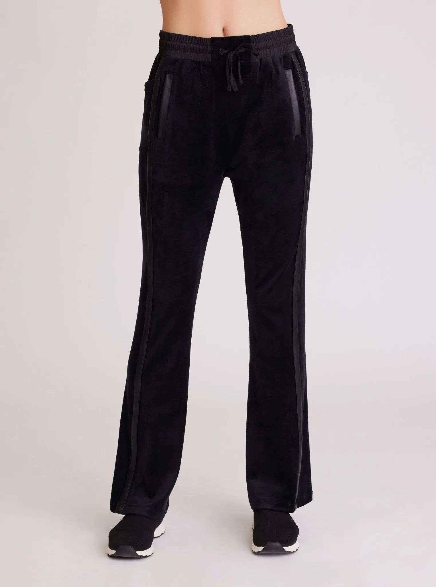 Sporty Velour Pant