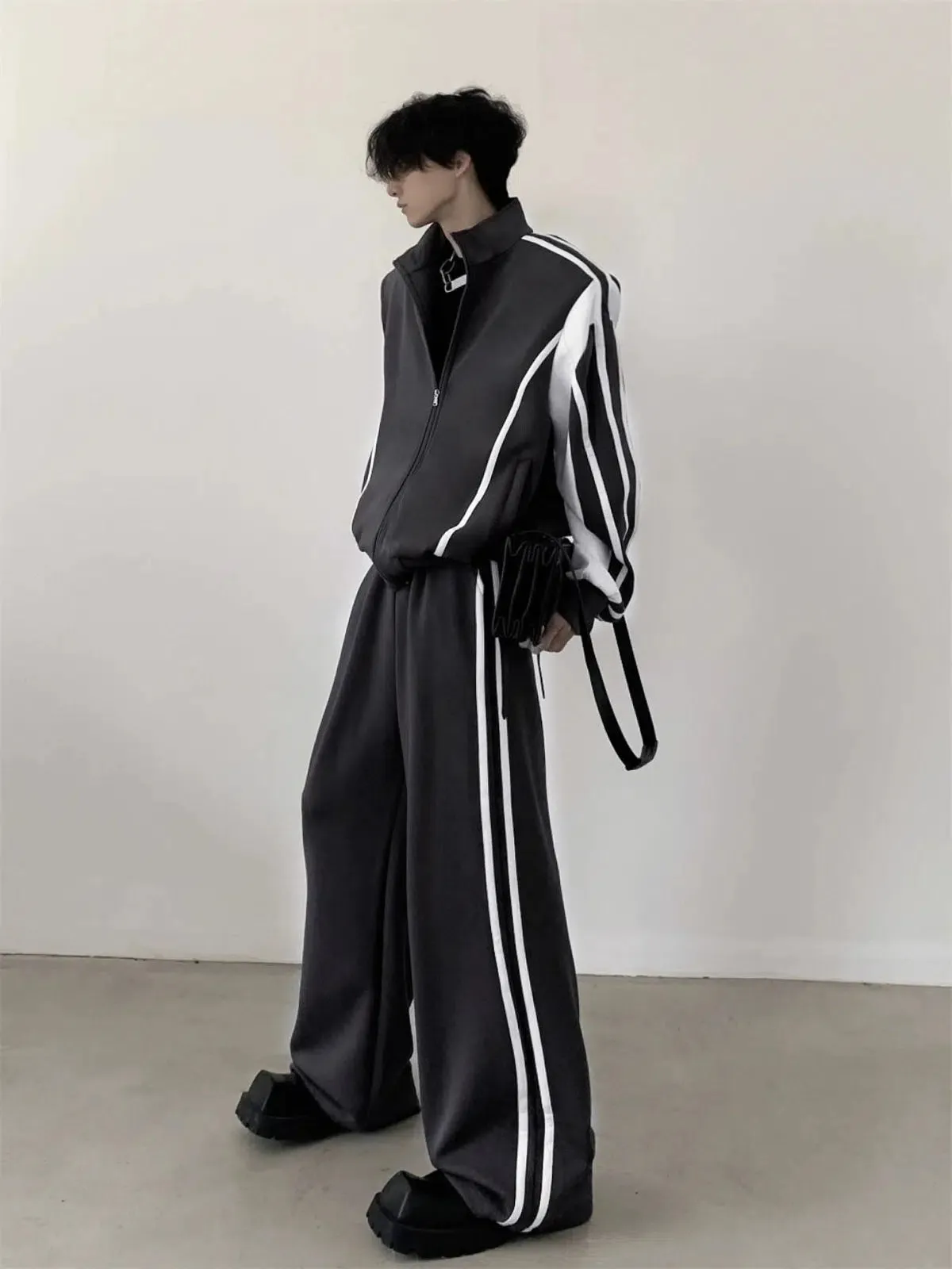 Standing-collar Sporty Jacket & Wide-leg Sporty Pants Setup WN2665